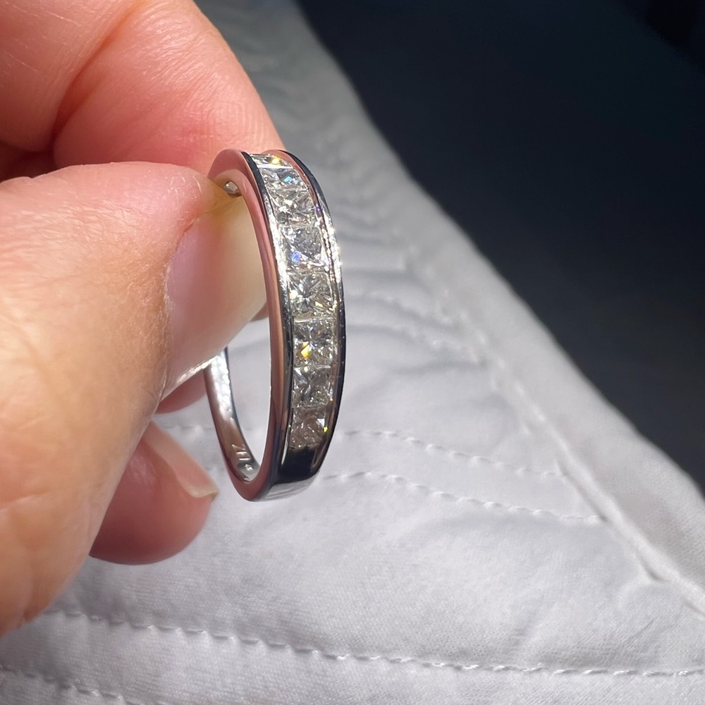 Zales 1/2 CT. T.W Princess-cut Diamond Channel Band/ 14K White Gold✨